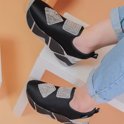 İmmobile Gümüş Renkli Önü Parlak Taşlı Paraşüt Kumaş Lux Kadın Spor Ayakkabı