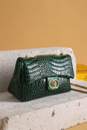 Pera Yeşil Renkli Desenli Bölmeli Askılı Çanta