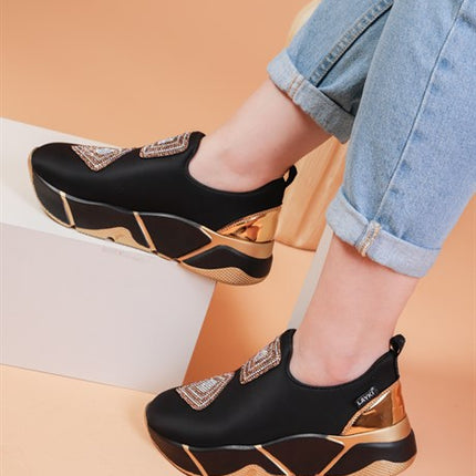 İmmobile Altın Renkli Önü Parlak Taşlı Paraşüt Kumaş Lux Kadın Spor Ayakkabı