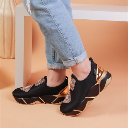 İmmobile Altın Renkli Önü Parlak Taşlı Paraşüt Kumaş Lux Kadın Spor Ayakkabı