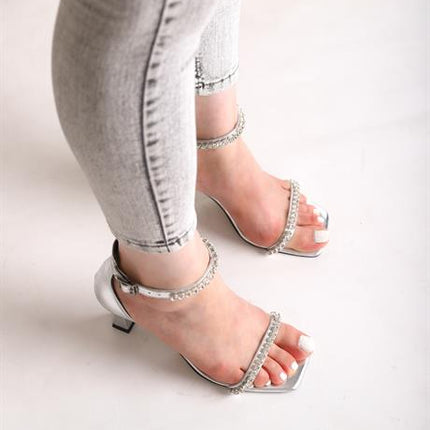 Sirea Gümüş Taş Detay Kadın Topuklu Ayakkabı