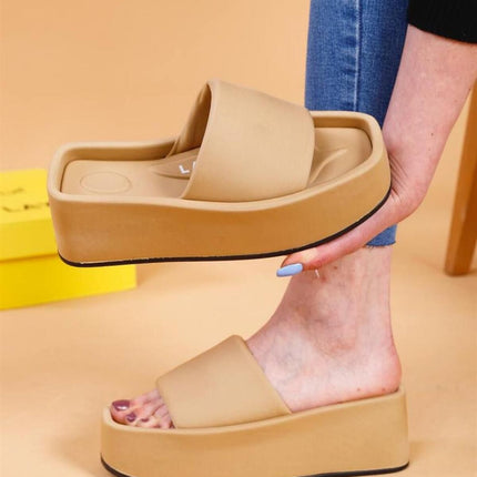 Volga Bej Renkli Yüksek Taban Lüx Terlik