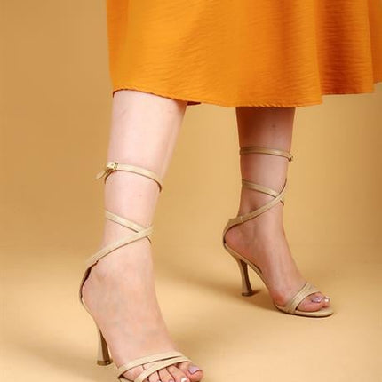 Stellar Bej Renkli Bağlamalı Yüksek Topuklu Ayakkabı