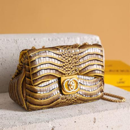 Pera Sarı Renkli Desenli Bölmeli Askılı Çanta