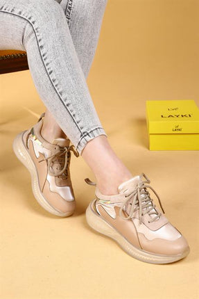 Miora Bej Renkli Şeffaf Tabanlı Paraşüt Kumaşlı Kışlık Kadın Yürüyüş Ayakkabısı