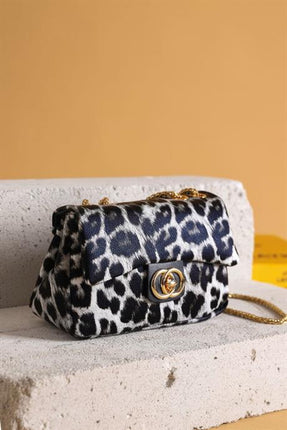 Pera Mavi Renkli Desenli Bölmeli Askılı Çanta