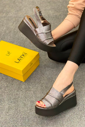 Lala Platin Renkli Arkadan Bilekli Topuğu Açık Kadın Topuklu Ayakkabı