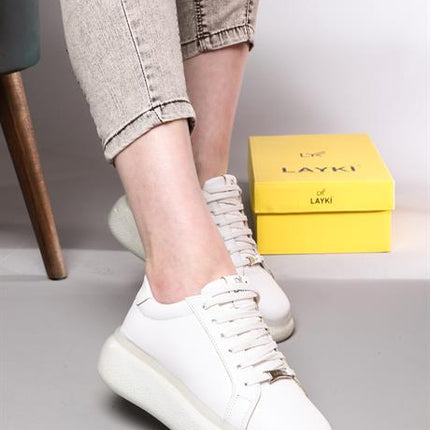 Lovels Beyaz Renkli Şeffaf Tabanlı Kadın Spor Ayakkabı