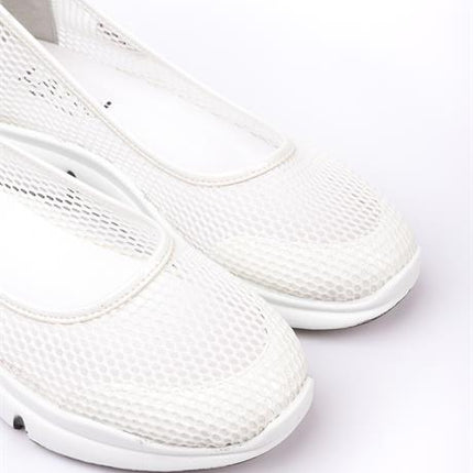 Milano Beyaz Renkli Lux Lazer Kesimli Kadın Yazlık Spor Ayakkabı