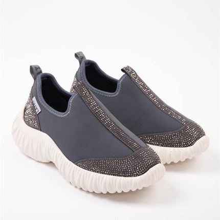 Lucas Gri Renkli Siyah Parlak Taş Detaylı Lux Kadın Spor Ayakkabı