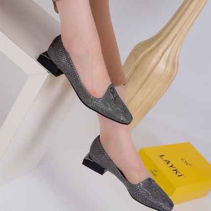 Alves Platin Renkli Desenli Lux Kısa Topuklu Ayakkabı