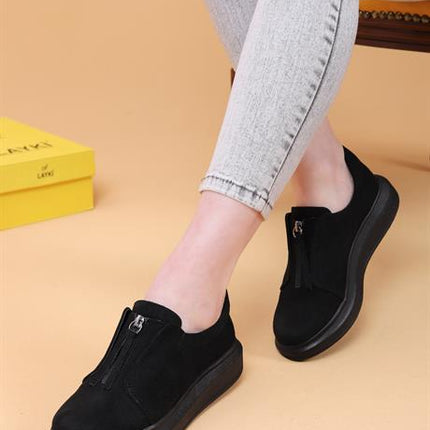 Treder Siyah Renkli Süet Deri Önü Fermuarlı Kadın Yürüyüş Ayakkabı