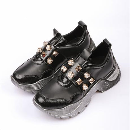 Corkas Siyah Renkli Taşlı Platin Renkli Tabanlı Kadın Spor Yürüyüş Ayakkabısı