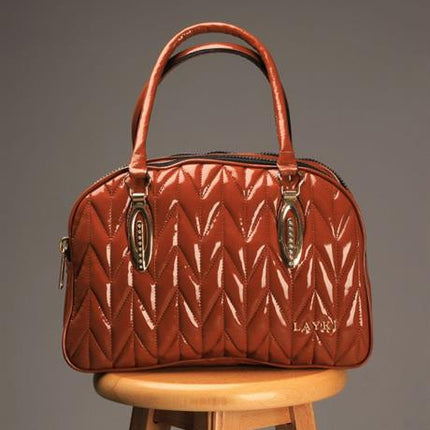 Persola Taba Renkli Parlak Rogan Deri 3 Bölmeli Askılı Çanta