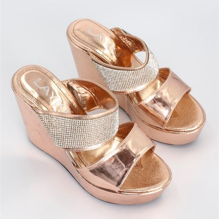 Mariachi Gold Renkli İki Kemerli Parlak Taşlı Kadın Topuklu Ayakkabı