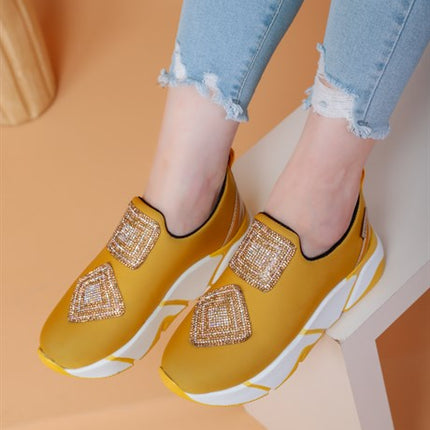 İmmobile Sarı Renkli Önü Parlak Taşlı Paraşüt Kumaş Lux Kadın Spor Ayakkabı