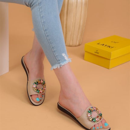 Lemis Bej Renk Taşlı Terlik