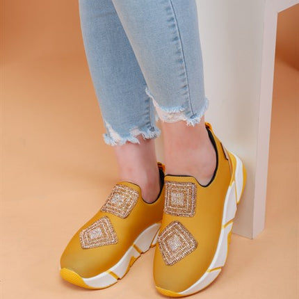 İmmobile Sarı Renkli Önü Parlak Taşlı Paraşüt Kumaş Lux Kadın Spor Ayakkabı