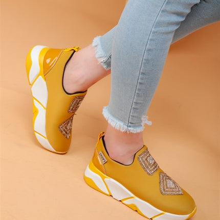 İmmobile Sarı Renkli Önü Parlak Taşlı Paraşüt Kumaş Lux Kadın Spor Ayakkabı