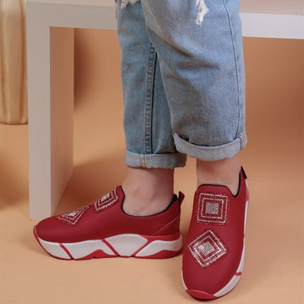 İmmobile Kırmızı Renkli Önü Parlak Taşlı Paraşüt Kumaş Lux Kadın Spor Ayakkabı