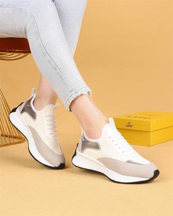 Dracia Gümüş Renkli Lüx Süet Kadın Günlük Yürüyüş Ayakkabısı