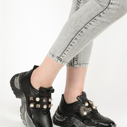 Corkas Siyah Renkli Taşlı Platin Renkli Tabanlı Kadın Spor Yürüyüş Ayakkabısı